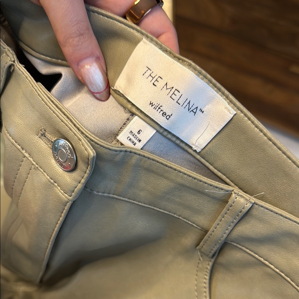 Wilfred Melina Slim Vegan Leather in Bitter Sage - Picture 5 of 6